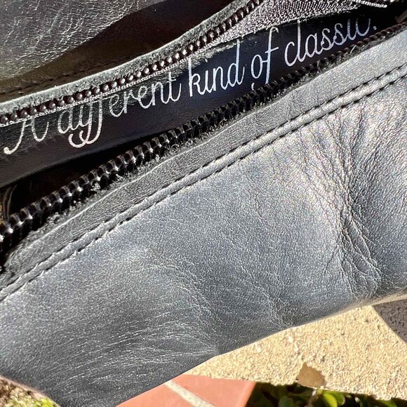 Franco Sarto Dalden Bootie Black Leather Ankle Block Heel Size 8 - Picture 5 of 7